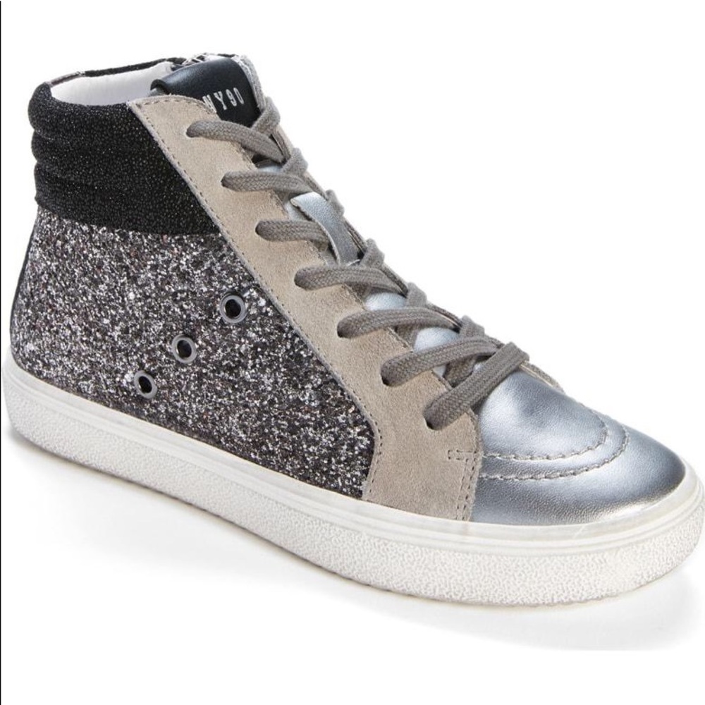 Steve Madden High Top Sneakers